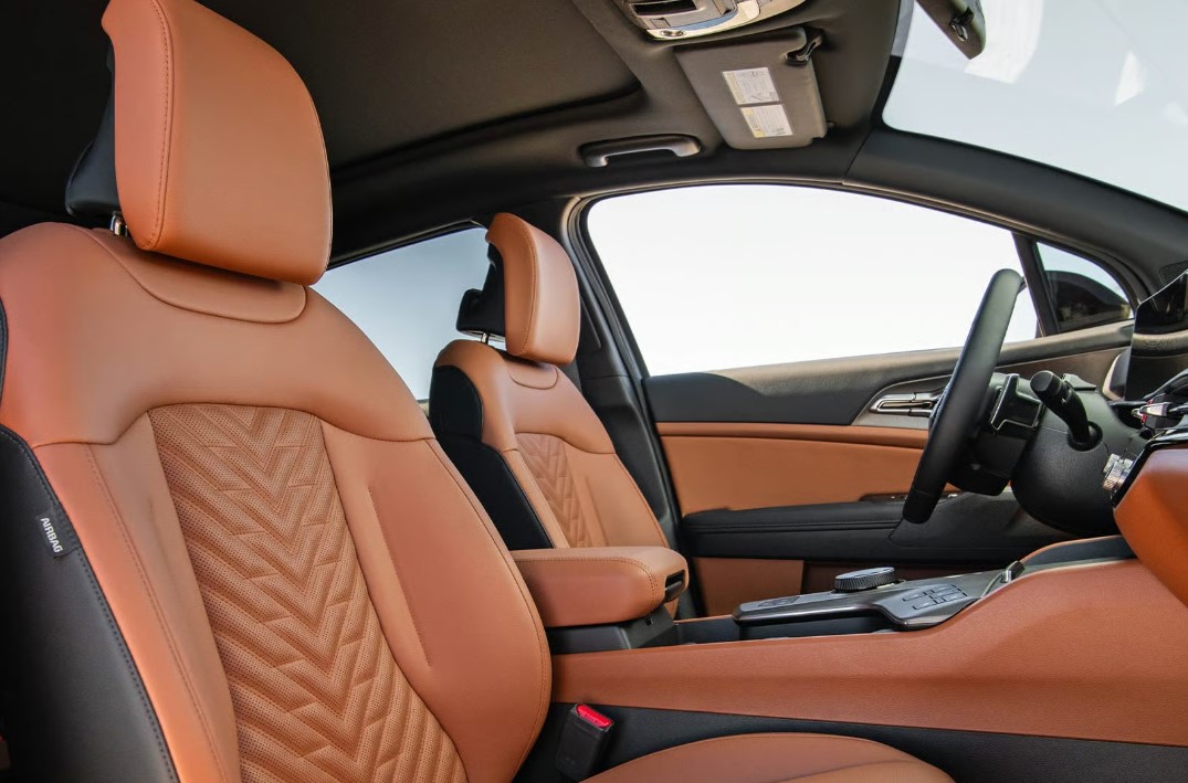 2026 Kia Sportage Hybrid Interior